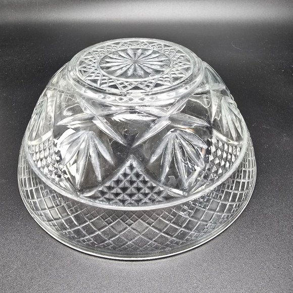 Vintage Cut Glass Serving Bowl With Intricate Diamond & Starburst Pattern JJ3815 - Picture 6 of 10